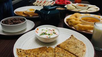 Petit déjeuner anglais servi tous les jours en supplément