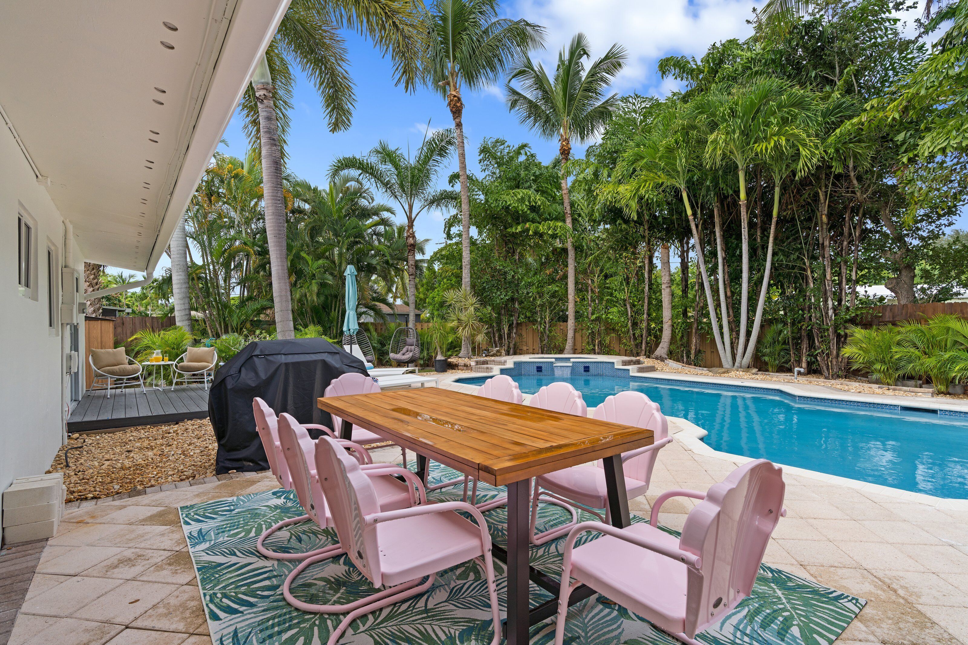 Chic Miami Mid Century Home-1mi to Nightlife