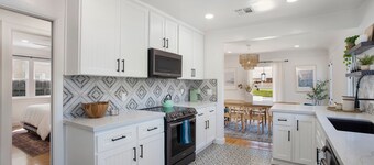 Belmont Shore Bungalow