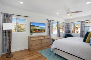 3 bedrooms, desk, iron/ironing board, WiFi - Belmont Shore Bungalow (Long Beach)