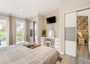 Unclassified image, 2 of 30, button