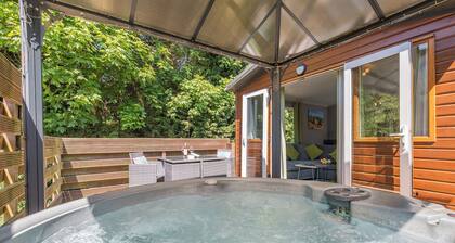 Peak Luxury Lodge Pet Friendly