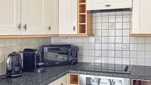 Private kitchen - 1 bedroom accommodation in Brundall, Norwich (Brundall, Norwich)