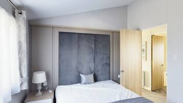 2 bedrooms, free WiFi