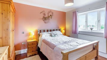 2 bedrooms, WiFi