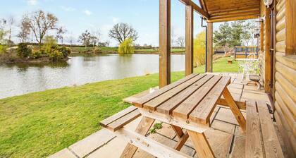 Traditional two bedroomed lodge with two double rooms.