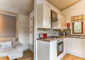 Fridge, oven, stovetop, toaster