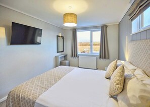 2 bedrooms, free WiFi