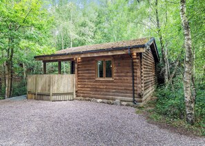 Exterior - Woodpecker Log Cabin 2 (Freehay, Cheadle)