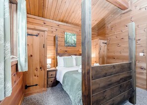 1 bedroom - Woodpecker Log Cabin 2 (Freehay, Cheadle)
