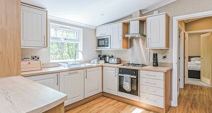 1 bedroom accommodation in Freehay, Cheadle