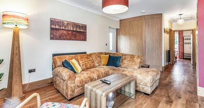 3 bedroom accommodation in Flaxton
