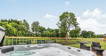 3 bedroom accommodation in Flaxton