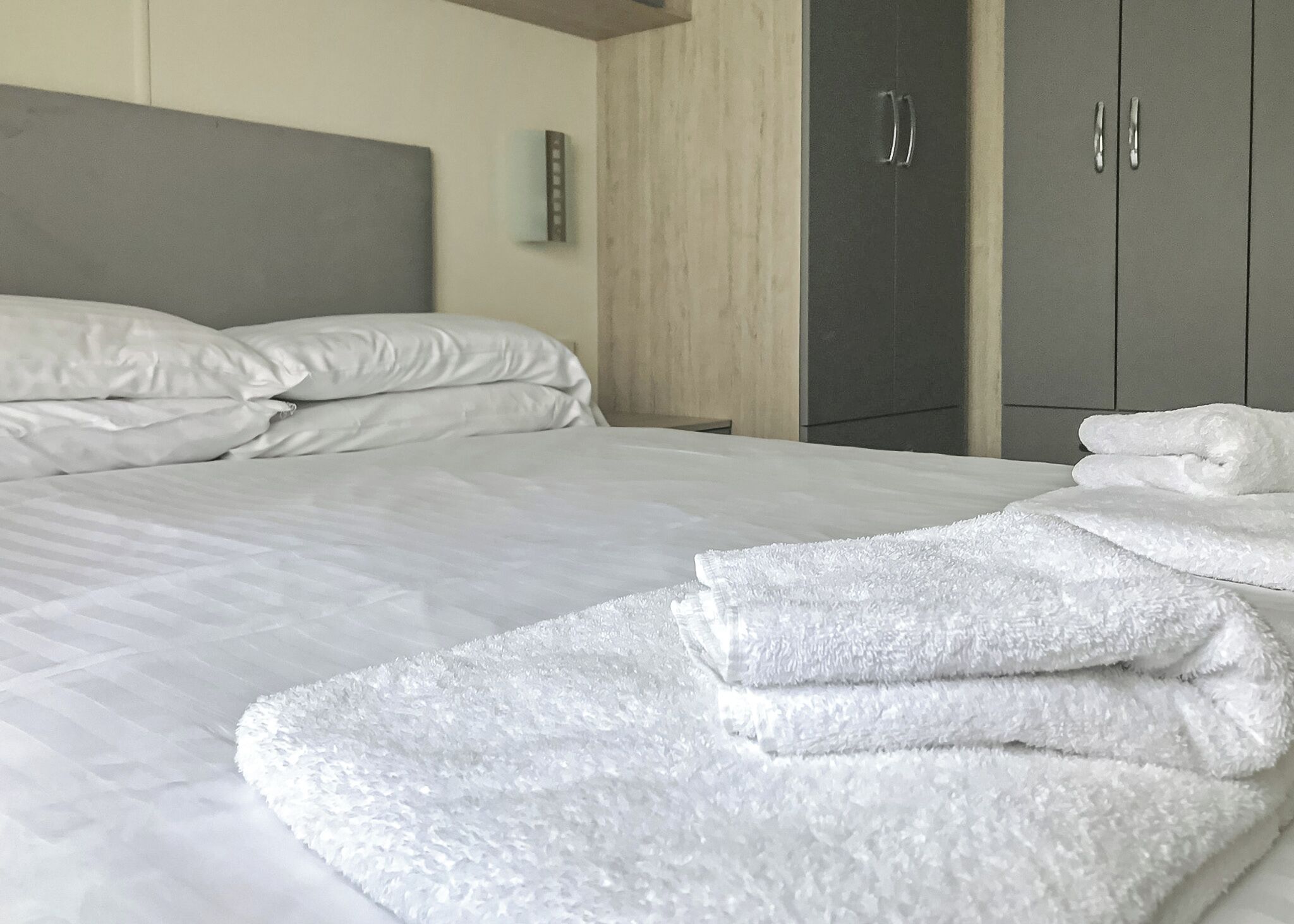 2 bedrooms