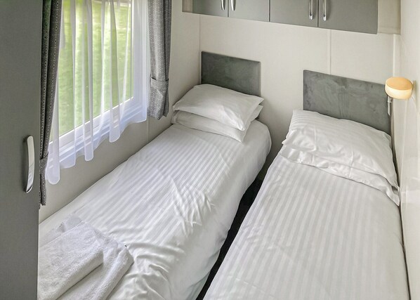 2 camere