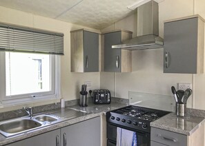 Fridge, oven, stovetop, toaster