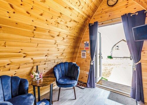 A quirky pod with one double and shower room.