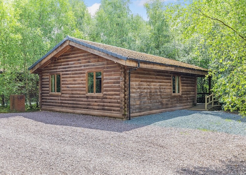2 chambres à coucher à Freehay, Cheadle