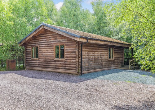 1 bedroom accommodation in Freehay, Cheadle