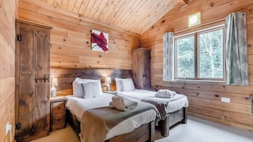 2 bedrooms