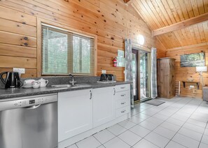 Refrigerador, horno, parrilla de estufa y tostadora 