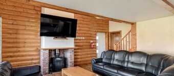 5 bedroom accommodation in Hornsea