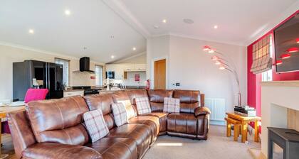 1 bedroom accommodation in Dumfries, Dumfries & Galloway
