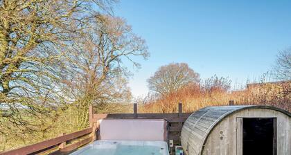 1 bedroom accommodation in Dumfries, Dumfries & Galloway
