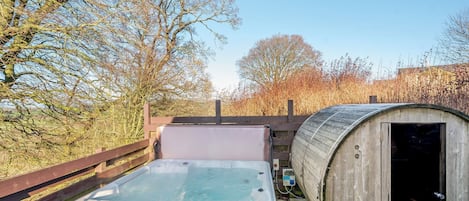Baignoire à remous extérieure