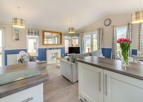 2 bedroom accommodation in Swinethorpe, Nr Lincoln
