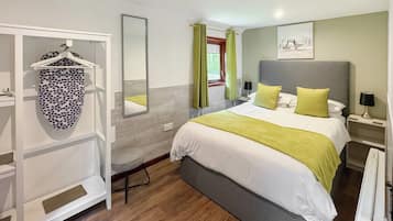 2 bedrooms