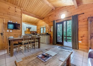 冷蔵庫、オーブン、コンロ、トースター