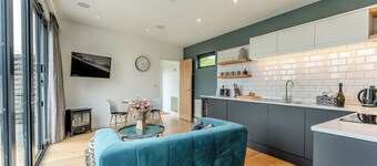 Woodland View Retreat (Pet)