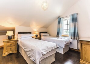 4 bedrooms, free WiFi