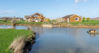 Oystercatcher Lodge Pet