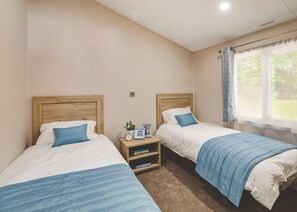 2 bedrooms - New in 2020. Modern lodge with one double and one twin. (Mablethorpe)