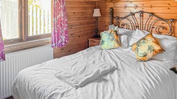 2 bedrooms, free WiFi