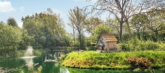 3 bedroom accommodation in Flaxton