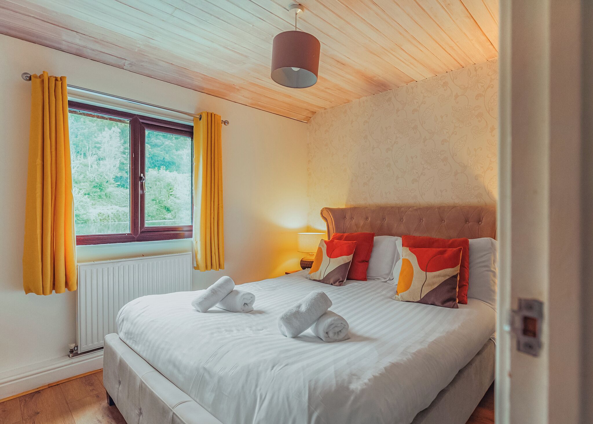 2 bedrooms