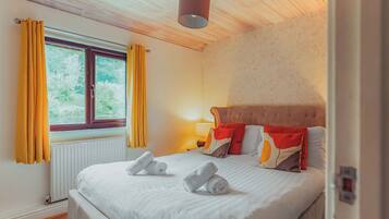 2 bedrooms