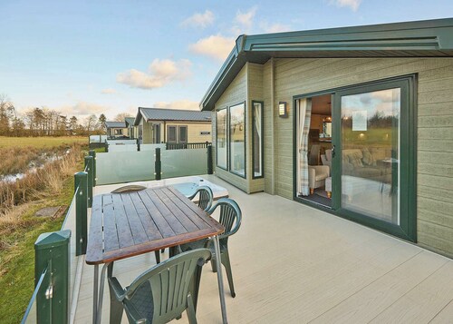 2 bedroom accommodation in Hexham