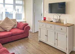 Unclassified image, 3 of 3, button - Comfortable bungalow with one double and one twin. (Chapel St Leonards)