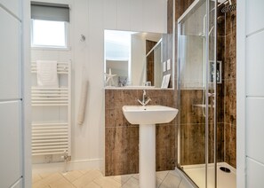 Uklassifisert bilde, 5 av 16, knapp