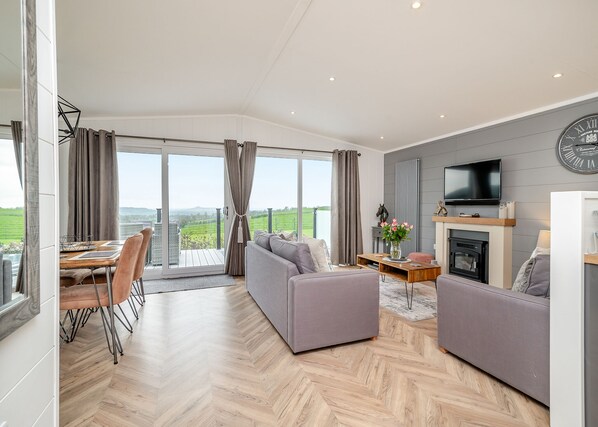 Living area - 1 bedroom accommodation in Midsomer House, East Compton (Midsomer House, East Compton)