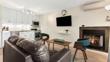 TV, fireplace, offices