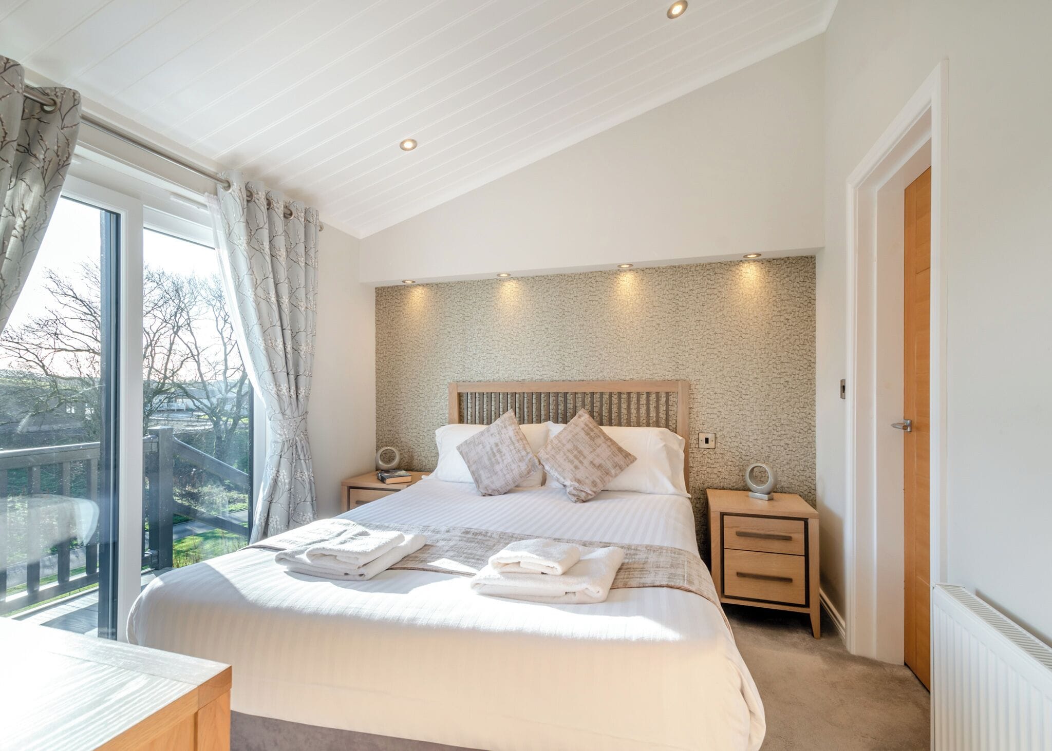 2 bedrooms
