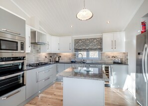 Oven