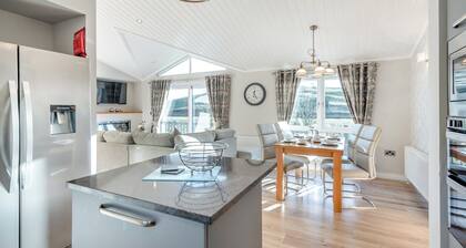 1 bedroom accommodation in Dumfries, Dumfries & Galloway
