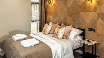 2 bedrooms
