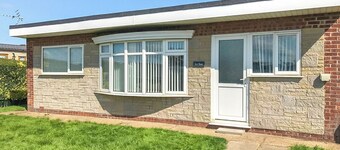 Comfortable bungalow with one double and one twin.